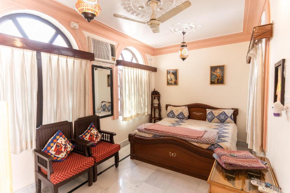 Room image 2