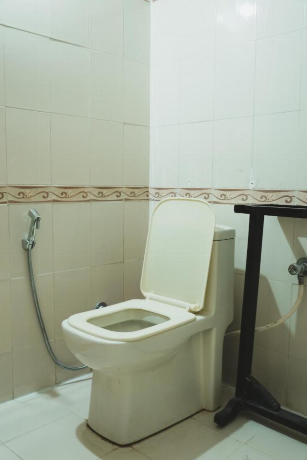 Room image 4