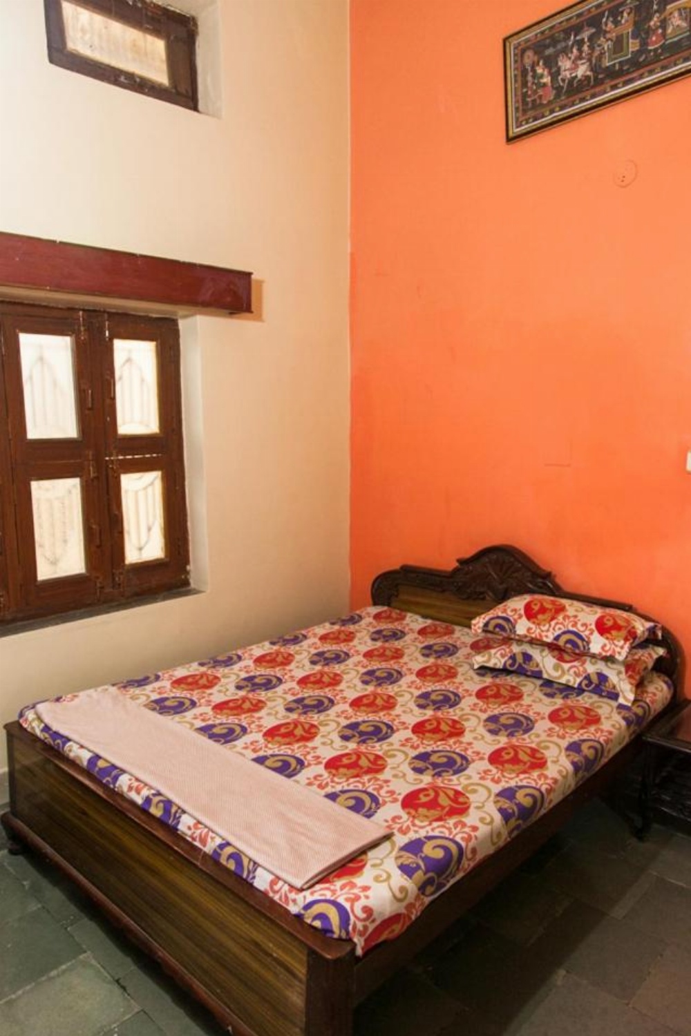 Room image 4